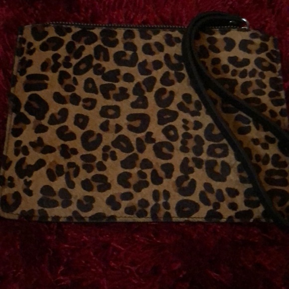 Two piece - Picture 7 of 8